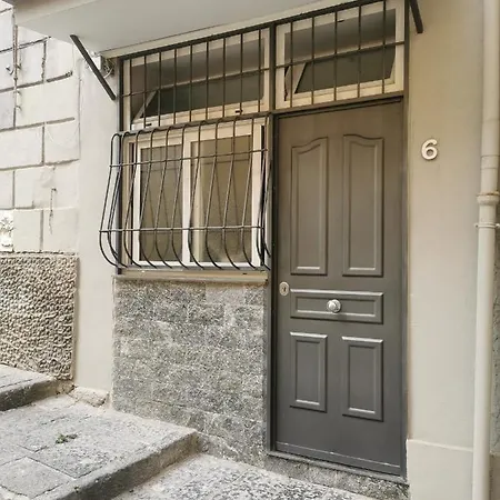 Διαμέρισμα Street House *